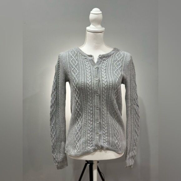 CLEARANCE! Gray Forever 21 Cable Knit Cardigan Size S EUC - Picture 1 of 6